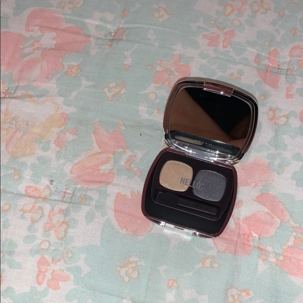BareMinerals Ready Eyeshadow 2.0 in “Magic Word”
